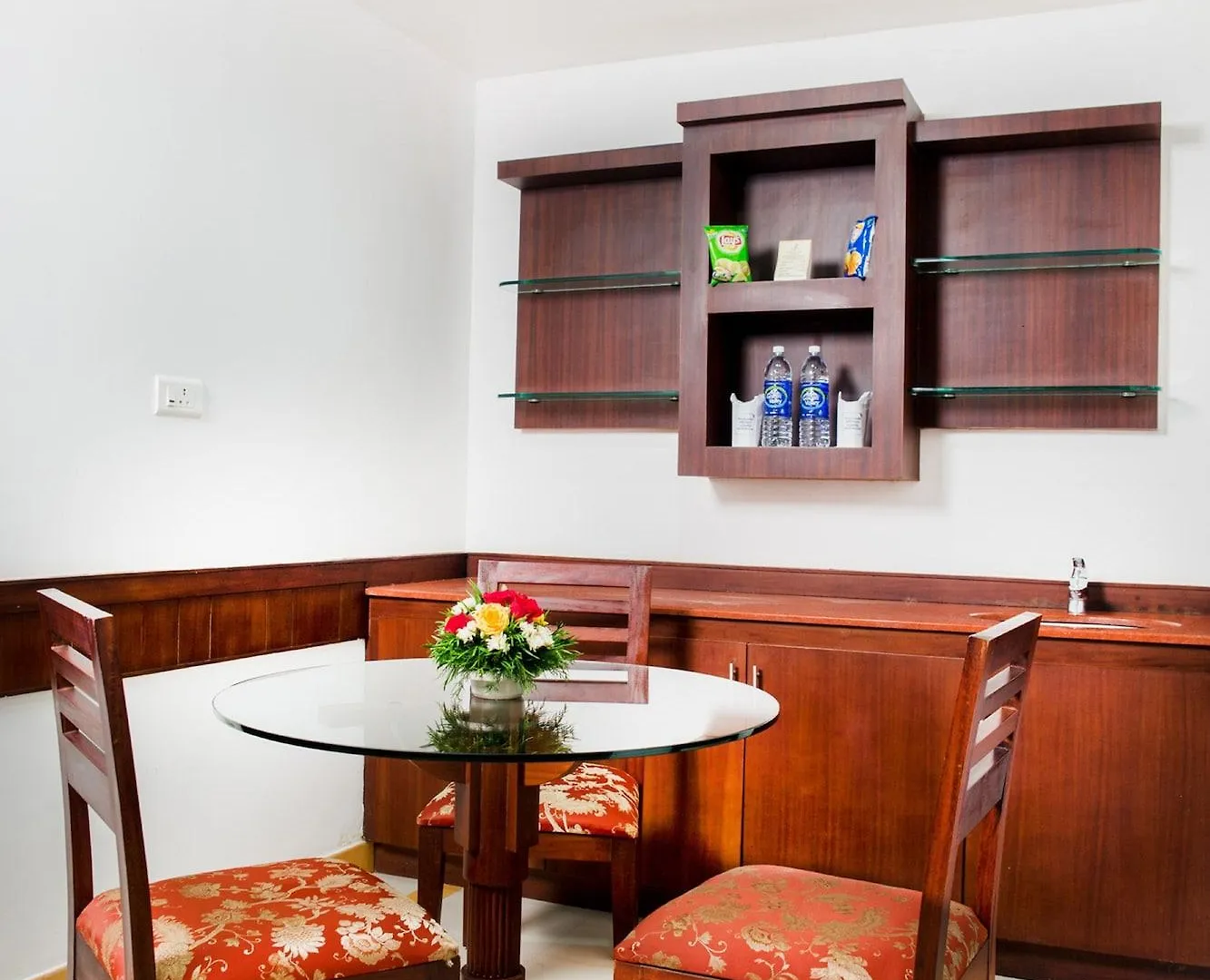 Rustic Leisures Llp Hotel Kochi India