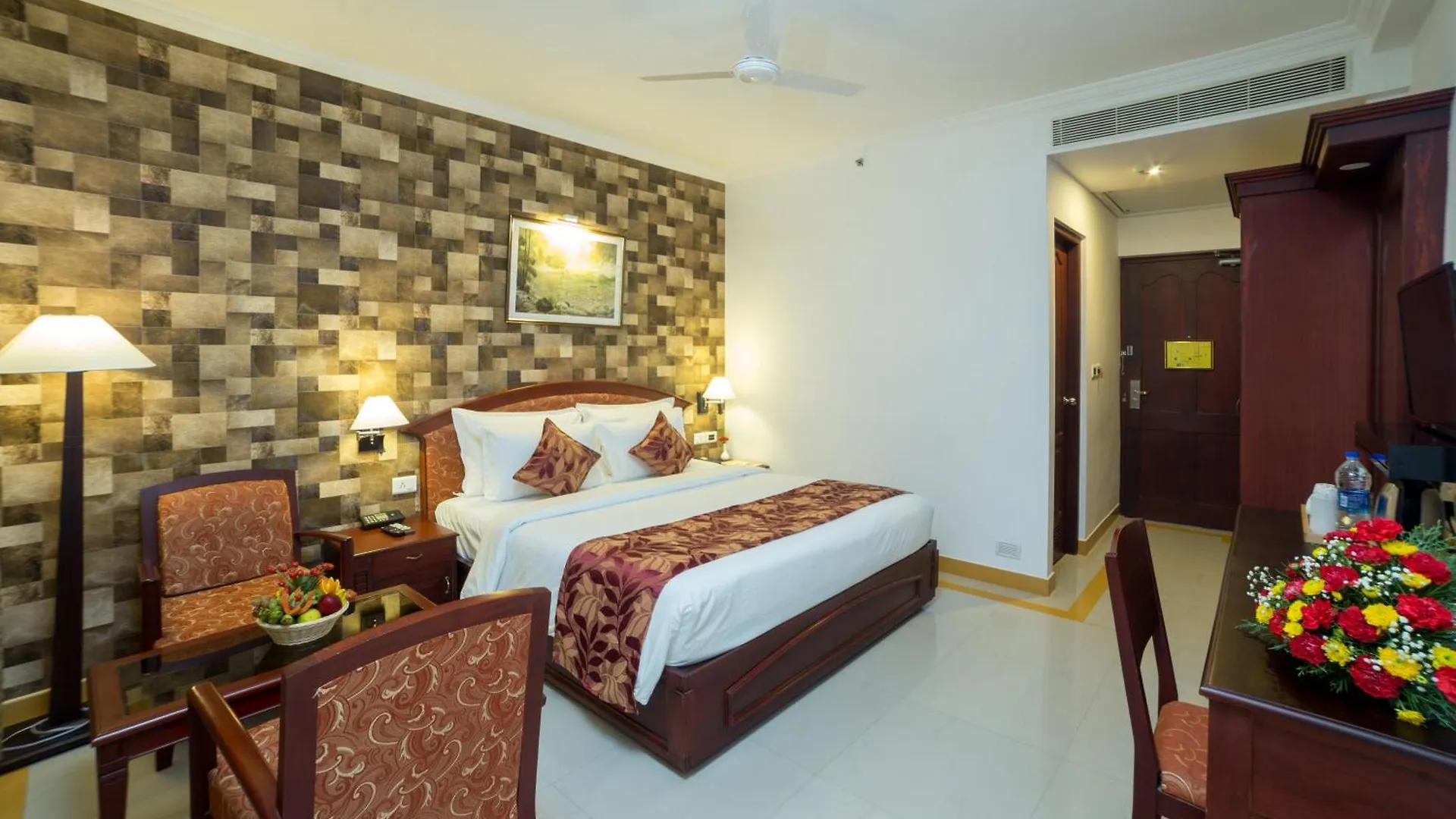 Rustic Leisures Llp Hotel Kochi