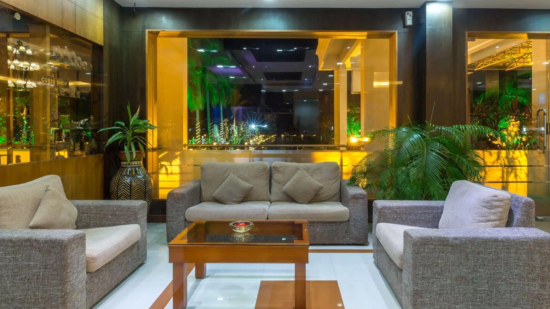 Hotel Rustic Leisures Llp Kochi